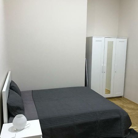 Lovely Studio Near To Danube Riverside Budapest Luaran gambar